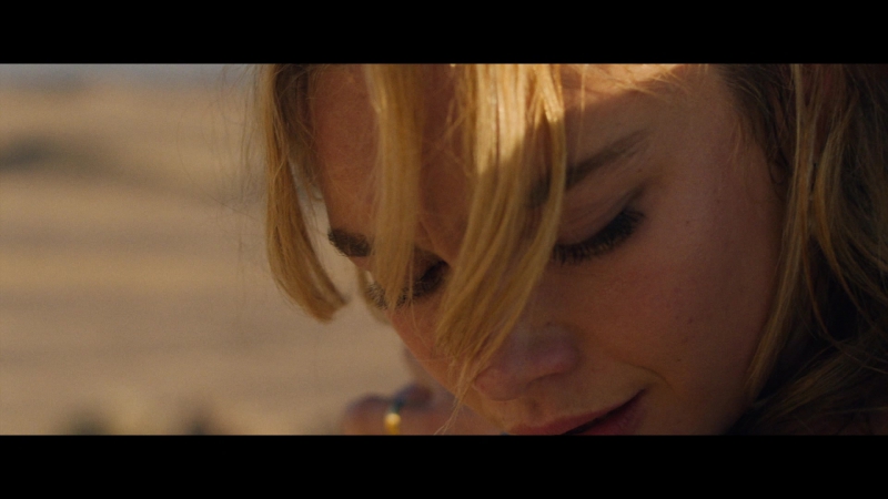Dont_Worry_Darling_2022_1080p_BluRay__16393.jpg
