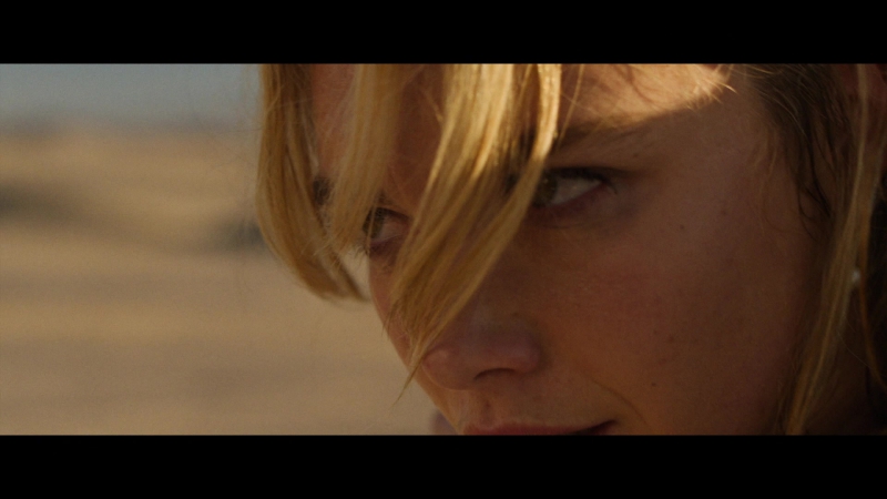 Dont_Worry_Darling_2022_1080p_BluRay__16424.jpg