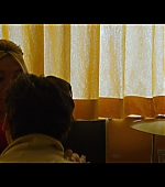 Dont_Worry_Darling_2022_1080p_BluRay__03320.jpg