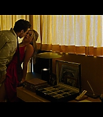 Dont_Worry_Darling_2022_1080p_BluRay__03353.jpg