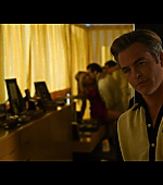 Dont_Worry_Darling_2022_1080p_BluRay__03404.jpg