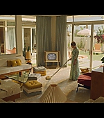 Dont_Worry_Darling_2022_1080p_BluRay__03989.jpg
