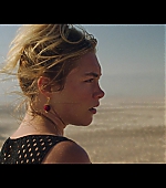 Dont_Worry_Darling_2022_1080p_BluRay__04590.jpg