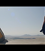 Dont_Worry_Darling_2022_1080p_BluRay__04697.jpg