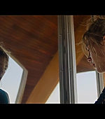 Dont_Worry_Darling_2022_1080p_BluRay__04786.jpg