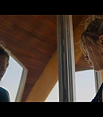 Dont_Worry_Darling_2022_1080p_BluRay__04787.jpg