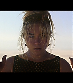 Dont_Worry_Darling_2022_1080p_BluRay__04798.jpg