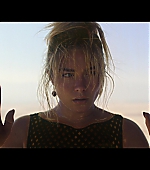 Dont_Worry_Darling_2022_1080p_BluRay__04799.jpg