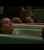 Dont_Worry_Darling_2022_1080p_BluRay__08101.jpg
