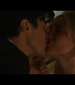 Dont_Worry_Darling_2022_1080p_BluRay__12213.jpg