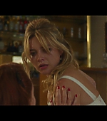 Dont_Worry_Darling_2022_1080p_BluRay__15060.jpg