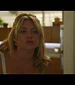 Dont_Worry_Darling_2022_1080p_BluRay__15140.jpg