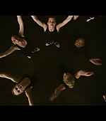 Filename=DontWorryDarling_OfficialTrailer_399.jpg
Filesize=65KiB
Dimensions=1920x1080
Date added=May 10, 2022 DontWorryDarling_OfficialTrailer_399.jpg