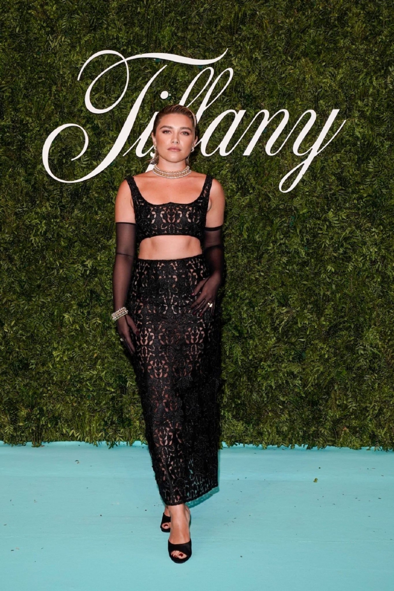 TiffanyCoExhibitionOpeningGala_London_June_2022_Arrivals_282329.jpg