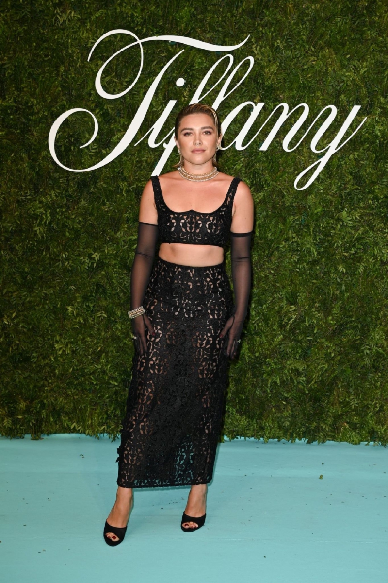 TiffanyCoExhibitionOpeningGala_London_June_2022_Arrivals_282529.jpg