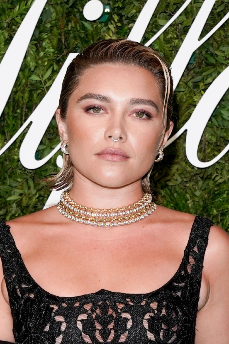 TiffanyCoExhibitionOpeningGala_London_June_2022_Arrivals_282829.jpg
