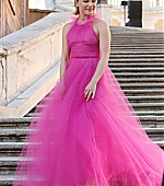 ValentinoHauteCoutureFallWinter_Italy_2022_Oustide_Arrivals_28629.jpg