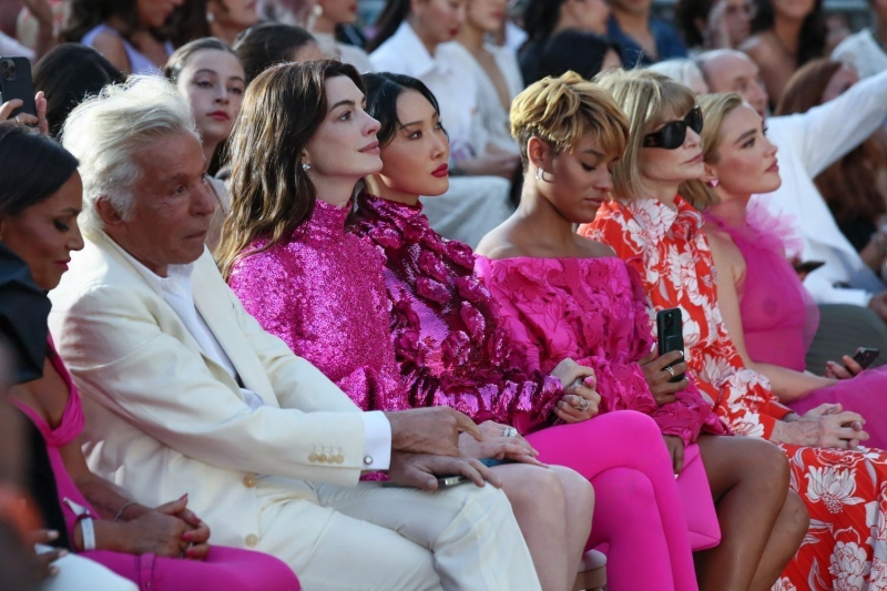 ValentinoHauteCoutureFallWinter_Italy_2022_FrontRow_28429.jpeg