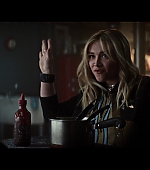 Hawkeye_2021_S01E05_Ronin_1080p_2120.jpg