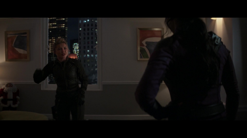 Hawkeye_2021_S01E06_So_This_Is_Christmas_1080p_3086.jpg