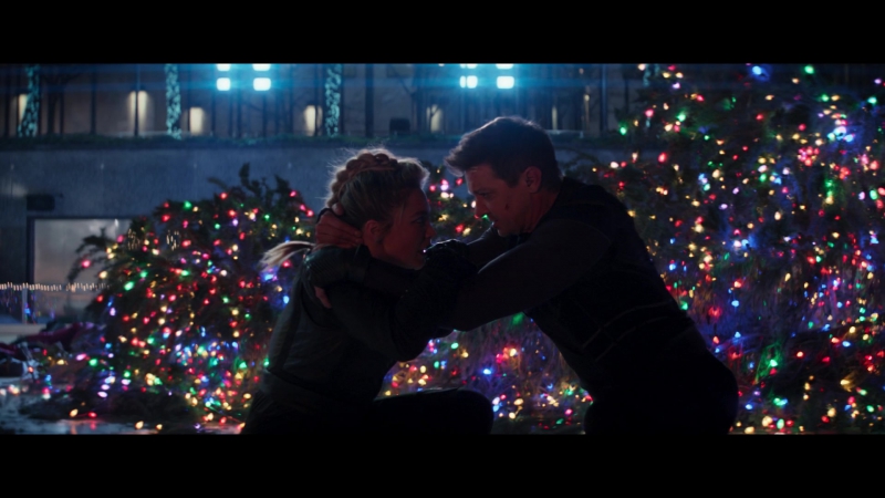 Hawkeye_2021_S01E06_So_This_Is_Christmas_1080p_5364.jpg