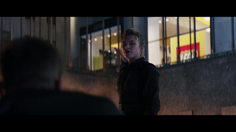 Hawkeye_2021_S01E06_So_This_Is_Christmas_1080p_5488.jpg