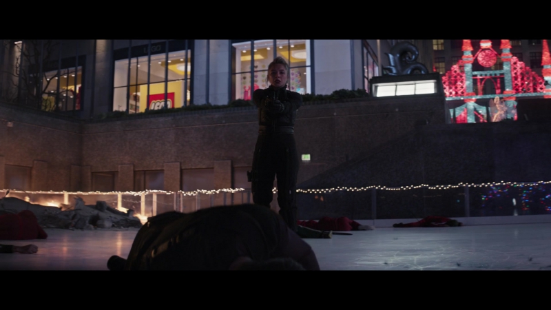 Hawkeye_2021_S01E06_So_This_Is_Christmas_1080p_5909.jpg