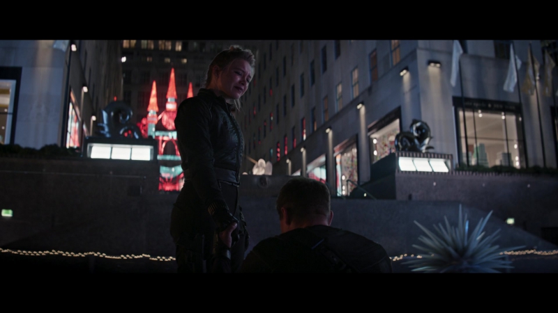 Hawkeye_2021_S01E06_So_This_Is_Christmas_1080p_6295.jpg
