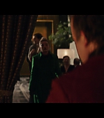 Hawkeye_2021_S01E06_So_This_Is_Christmas_1080p_2091.jpg