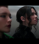 Hawkeye_2021_S01E06_So_This_Is_Christmas_1080p_2676.jpg