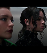 Hawkeye_2021_S01E06_So_This_Is_Christmas_1080p_2685.jpg