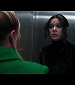 Hawkeye_2021_S01E06_So_This_Is_Christmas_1080p_2728.jpg