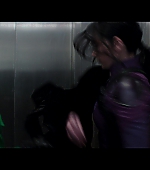 Hawkeye_2021_S01E06_So_This_Is_Christmas_1080p_2738.jpg