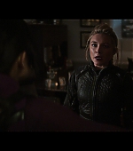 Hawkeye_2021_S01E06_So_This_Is_Christmas_1080p_2929.jpg