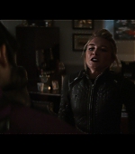 Hawkeye_2021_S01E06_So_This_Is_Christmas_1080p_2960.jpg