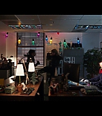 Hawkeye_2021_S01E06_So_This_Is_Christmas_1080p_3042.jpg