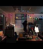 Hawkeye_2021_S01E06_So_This_Is_Christmas_1080p_3046.jpg