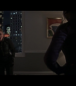 Hawkeye_2021_S01E06_So_This_Is_Christmas_1080p_3085.jpg