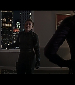 Hawkeye_2021_S01E06_So_This_Is_Christmas_1080p_3095.jpg