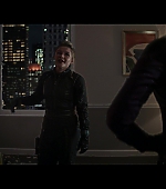 Hawkeye_2021_S01E06_So_This_Is_Christmas_1080p_3097.jpg