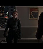 Hawkeye_2021_S01E06_So_This_Is_Christmas_1080p_3117.jpg