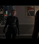 Hawkeye_2021_S01E06_So_This_Is_Christmas_1080p_3118.jpg