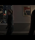 Hawkeye_2021_S01E06_So_This_Is_Christmas_1080p_3126.jpg