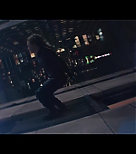 Hawkeye_2021_S01E06_So_This_Is_Christmas_1080p_3136.jpg