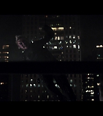 Hawkeye_2021_S01E06_So_This_Is_Christmas_1080p_3166.jpg