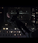 Hawkeye_2021_S01E06_So_This_Is_Christmas_1080p_3169.jpg