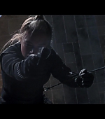 Hawkeye_2021_S01E06_So_This_Is_Christmas_1080p_3186.jpg