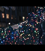 Hawkeye_2021_S01E06_So_This_Is_Christmas_1080p_4742.jpg