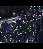 Hawkeye_2021_S01E06_So_This_Is_Christmas_1080p_4815.jpg