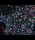 Hawkeye_2021_S01E06_So_This_Is_Christmas_1080p_4839.jpg